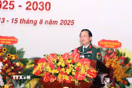 Đại tướng Trịnh Văn Quyết, Bí thư Trung ương Đảng, Chủ nhiệm Tổng cục Chính trị Quân đội Nhân dân Việt Nam dự và chỉ đạo Đại hội. (Ảnh: Xuân Khu/TTXVN)