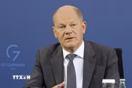 Thủ tướng Đức Olaf Scholz trong cuộc họp báo tại Berlin. (Ảnh: Kyodo/TTXVN)