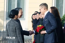 Tổng thống Cộng hòa Phần Lan Alexander Stubb và Phu nhân chủ trì Lễ đón chính thức Tổng Bí thư Tô Lâm và Phu nhân thăm chính thức Cộng hòa Phần Lan. (Ảnh: Thống Nhất/TTXVN)