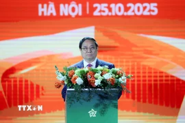 Thủ tướng Phạm Minh Chính phát biểu khai mạc Hội chợ mùa Thu lần thứ nhất-năm 2025. (Ảnh: An Đăng/TTXVN)