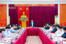 Ông Nguyễn Khắc Thận - Bí thư Tỉnh ủy, Phó Trưởng Ban Chỉ đạo tỉnh chủ trì phiên họp thứ nhất Ban Chỉ đạo bầu cử đại biểu Quốc hội và Hội đồng Nhân dân các cấp nhiệm kỳ 2026-2031. (Nguồn: Đại biểu Nhân dân tỉnh Nghệ An)