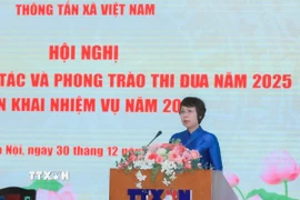 Bí thư Đảng ủy, Tổng Giám đốc TTXVN Vũ Việt Trang phát động phong trào thi đua năm 2026. (Ảnh: Phan Phương/TTXVN)