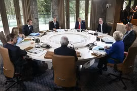 Các đại biểu tham dự Hội nghị thượng đỉnh G7 ở Alberta, Canada ngày 16/6/2025. (Ảnh: The Globe and Mail/TTXVN)