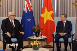 Tổng Bí thư, Chủ tịch nước Tô Lâm hội kiến Chủ tịch Quốc hội New Zealand Gerry Brownlee. (Ảnh: Thống Nhất/TTXVN)