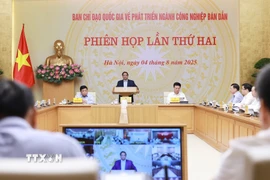Thủ tướng Phạm Minh Chính chủ trì phiên họp lần thứ hai của Ban Chỉ đạo Quốc gia về phát triển ngành công nghiệp bán dẫn. (Ảnh: Dương Giang/TTXVN)