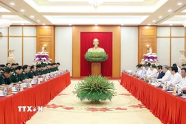 Tổng Bí thư Tô Lâm, Bí thư Quân ủy Trung ương chủ trì cuộc làm việc của Bộ Chính trị với Ban Thường vụ Quân ủy Trung ương. (Ảnh: Thống Nhất/TTXVN)