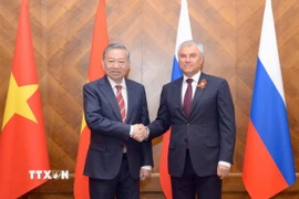 Tổng Bí thư Tô Lâm hội kiến Chủ tịch Duma Quốc gia Liên bang Nga Vyacheslav Volodin. (Ảnh: TTXVN phát)