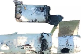 Mảnh tên lửa được cho là R-77M trong ảnh công bố ngày 25/7. (Ảnh: War Zone)