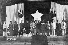 Chủ tịch Hồ Chí Minh đọc lời tuyên thệ trước Quốc hội tại kỳ họp thứ nhất, Quốc hội Khóa I (2/3/1946). (Ảnh: TTXVN)