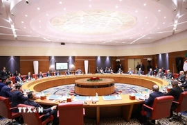 Thủ tướng Phạm Minh Chính hội đàm với Thủ tướng Algeria Sifi Ghrieb. (Ảnh: Dương Giang/TTXVN)