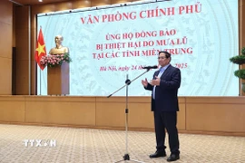 Phòng thư viện của một trường học ở Đắk Lắk bị ngập nước, sách vở hư hỏng hoàn toàn. (Ảnh: Nguyên Dung/TTXVN)
