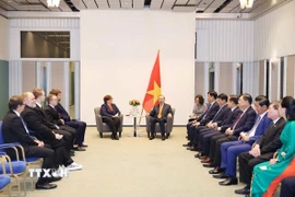 Tổng Bí thư Tô Lâm tiếp Chủ tịch Đảng Cộng sản Phần Lan Tiina Sandberg. (Ảnh: Thống Nhất/TTXVN)