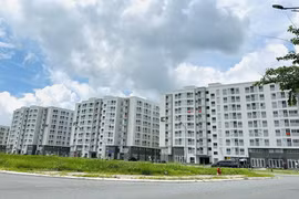 Hiện nay thành phố còn dư 500 căn nhà ở xã hội có thể xét bán cho cán bộ ở Hậu Giang, Sóc Trăng nộp hồ sơ đủ điều kiện. (Ảnh: Thanh Liêm/TTXVN)