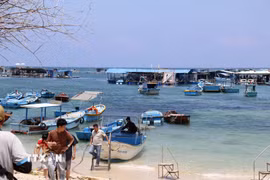 Đặc khu Phú Quý (tỉnh Lâm Đồng) là một trong những điểm đến được dự báo sẽ thu hút đông du khách trong mùa Hè này. (Ảnh: Hồng Hiếu/TTXVN)