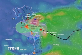 Hướng di chuyển của bão số 6 lúc 7 giờ ngày 30/8 từ hệ thống giám sát thiên tại Việt Nam. (Ảnh: TTXVN phát)