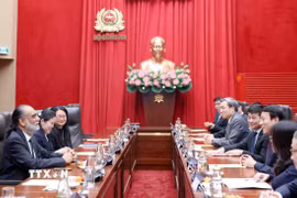 Đại tướng Lương Tam Quang, Bộ trưởng Bộ Công an tiếp ngài Amandeep Singh Gill, Phó Tổng Thư ký Liên hợp quốc, Đặc phái viên của Tổng Thư ký Liên hợp quốc về công nghệ. (Ảnh: Phạm Kiên/TTXVN)