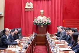 Đại tướng Lương Tam Quang, Bộ trưởng Bộ Công an tiếp ngài Amandeep Singh Gill, Phó Tổng Thư ký Liên hợp quốc, Đặc phái viên của Tổng Thư ký Liên hợp quốc về công nghệ. (Ảnh: Phạm Kiên/TTXVN)