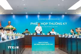 Thủ tướng Lê Minh Hưng, Trưởng Ban Chỉ đạo An ninh mạng quốc gia chủ trì cuộc họp thường kỳ của Ban Chỉ đạo. (Ảnh: Dương Giang/TTXVN)