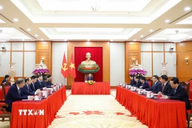 Tổng Bí thư Tô Lâm điện đàm Tổng Thư ký Đảng Hành động nhân dân Singapore (PAP), Thủ tướng Cộng hòa Singapore Lawrence Wong. (Ảnh: Thống Nhất/TTXVN)