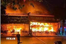 Hiện trường đám cháy. (Ảnh: TTXVN phát)