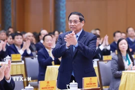 Thủ tướng Phạm Minh Chính phát động Phong trào thi đua “Đổi mới sáng tạo, phát triển khoa học, công nghệ, chuyển đổi số, chuyển đổi xanh” “Phát triển mạnh doanh nghiệp tư nhân, nâng cao hiệu quả doanh nghiệp Nhà nước." (Ảnh: Dương Giang/TTXVN)