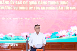 Đồng chí Trần Cẩm Tú, Ủy viên Bộ Chính trị, Thường trực Ban Bí thư, Bí thư Đảng ủy các cơ quan Đảng Trung ương phát biểu chỉ đạo hội nghị. (Ảnh: Phương Hoa/TTXVN)