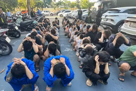 Các đối tượng trong đường dây ma túy bị triệt phá. (Ảnh: TTXVN phát)