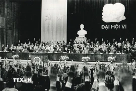 Đại hội Đảng lần thứ VI mở đầu công cuộc đổi mới, khơi dậy và phát huy sức mạnh, tiềm năng để đưa đất nước tiến lên. (Ảnh: TTXVN)