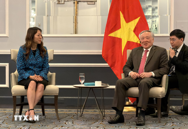 ttxvn-doanh-nghiep-hoa-ky-quan-tam-mo-rong-dau-tu-vao-tai-chinh-cong-nghe-tai-viet-nam-8669070-4.jpg