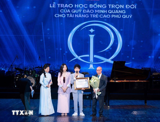 ttxvn-cao-phu-quy-cau-be-dam-me-nghe-thuat-va-hanh-trinh-tro-thanh-chau-ngoan-bac-ho-toan-quoc-x-5.jpg