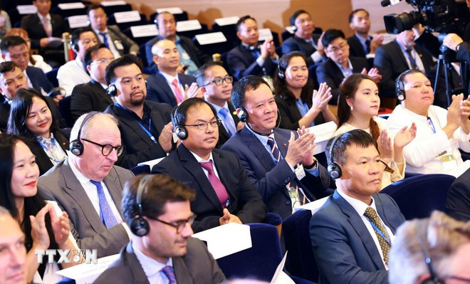 Chính phủ kiến tạo, doanh nghiệp phải bắt tay kết nối nền kinh tế Việt Nam-Pháp ttxvn-dien-dan-doanh-nghiep-viet-nam-phap-8085862.jpg