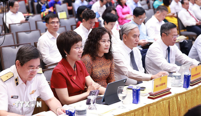 ttxvn-thu-tuong-chu-tri-hoi-nghi-tong-ket-chuong-trinh-va-phong-trao-thi-dua-ca-nuoc-chung-tay-xoa-nha-tam-nha-dot-nat-8235139.jpg
