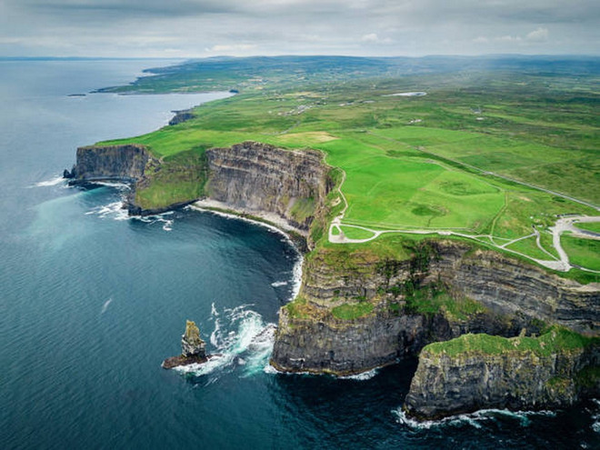 (Ảnh: Getty images) wild-atlantic-way-ireland.jpg