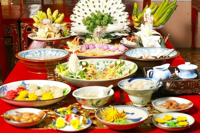 am-thuc-cung-dinh.jpg