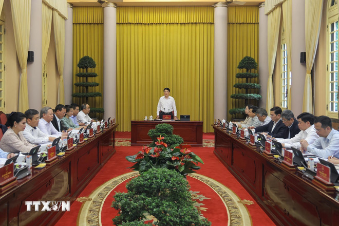 ttxvn-chu-tich-nuoc-chu-tri-giao-ban-trien-khai-nhiem-vu-thang-3-cua-van-phong-chu-tich-nuoc-8611026-4.jpg