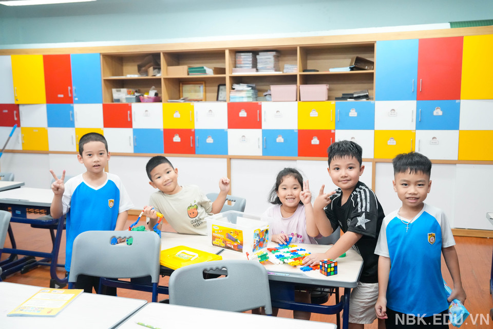 Học sinh sẽ được nhà trường hỗ trợ ăn bữa sáng mai để đảm bảo sức khỏe. (Ảnh: Nhà trường cung cấp/Vietnam+)