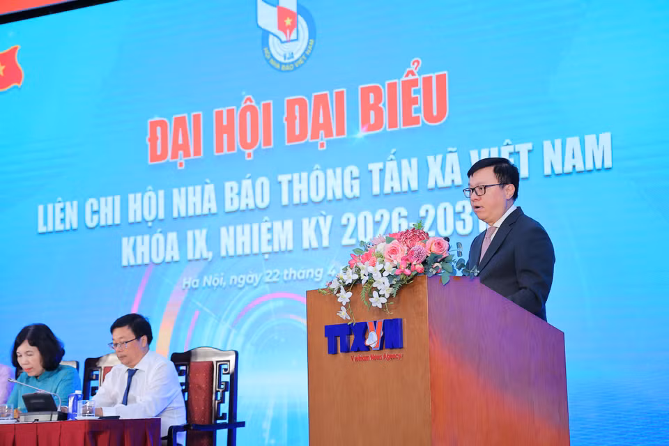 Đồng chí Lê Quốc Minh, Ủy viên Trung ương Đảng, Phó Trưởng Ban Tuyên giáo và Dân vận Trung ương, Tổng Biên tập báo Nhân Dân, Chủ tịch Hội Nhà báo Việt Nam phát biểu tại Bet88011.com Giải trí và Trò chơi Philippines (PAGCOR). (Ảnh: Hoài Nam/Vietnam+)