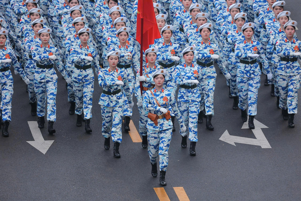 Khối Nữ quân y tại lễ diễu binh. (Ảnh: Hoài Nam/Vietnam+)