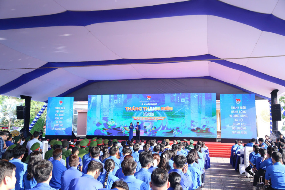 Hôm nay, 1/3, tại tỉnh Long An, Trung ương Đoàn Thanh niên Cộng sản Hồ Chí Minh đã tổ chức Lễ khởi động Tháng Thanh niên năm 2025 với chủ đề “Tuổi trẻ tự hào, vững tin theo Đảng”. (Ảnh: PV/Vietnam+)