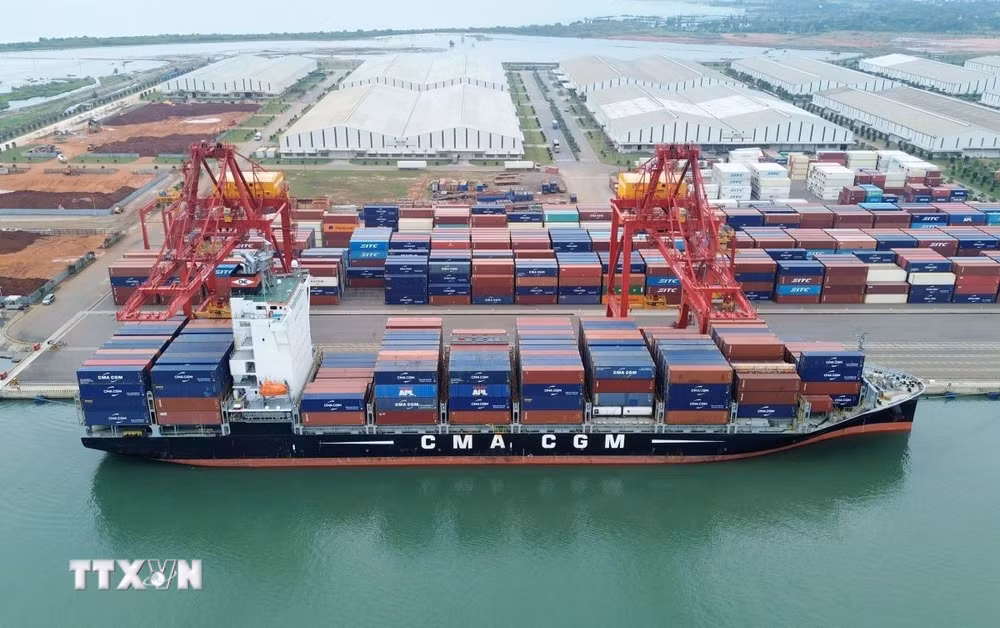 ttxvn-cang-quoc-te-chu-lai.jpg