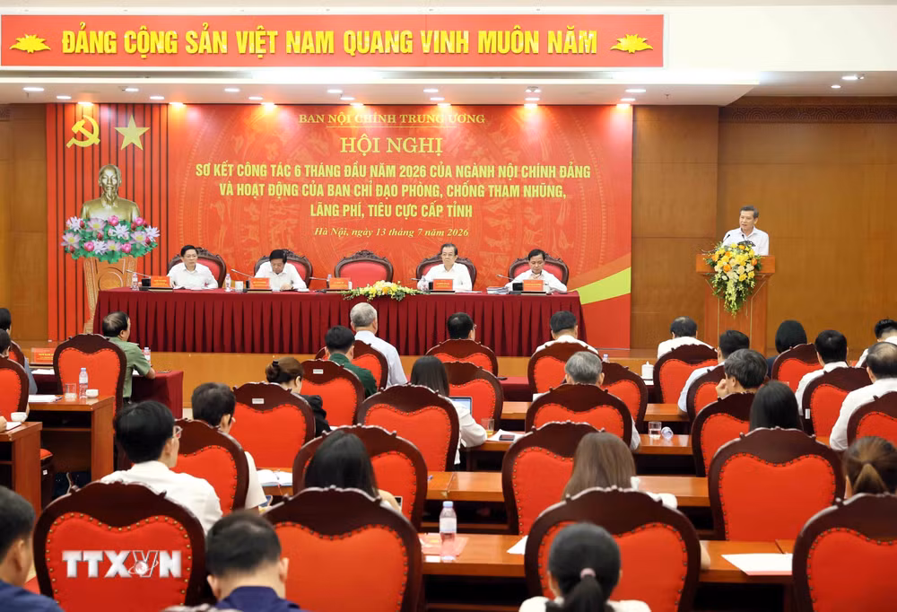 ttxvn-hoi-nghi-so-ket-cong-tac-6-thang-dau-nam-2026-cua-nganh-noi-chinh-dang-8883384-1.jpg