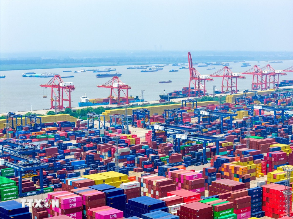 Trung Quốc áp “phí cảng đặc biệt” với tàu Mỹ từ ngày 14/10 Trung Quốc áp “phí cảng đặc biệt” với tàu Mỹ từ ngày 14/10