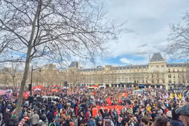 Biểu tình phản đối phân biệt chủng tộc tại Paris (Nguồn: X)