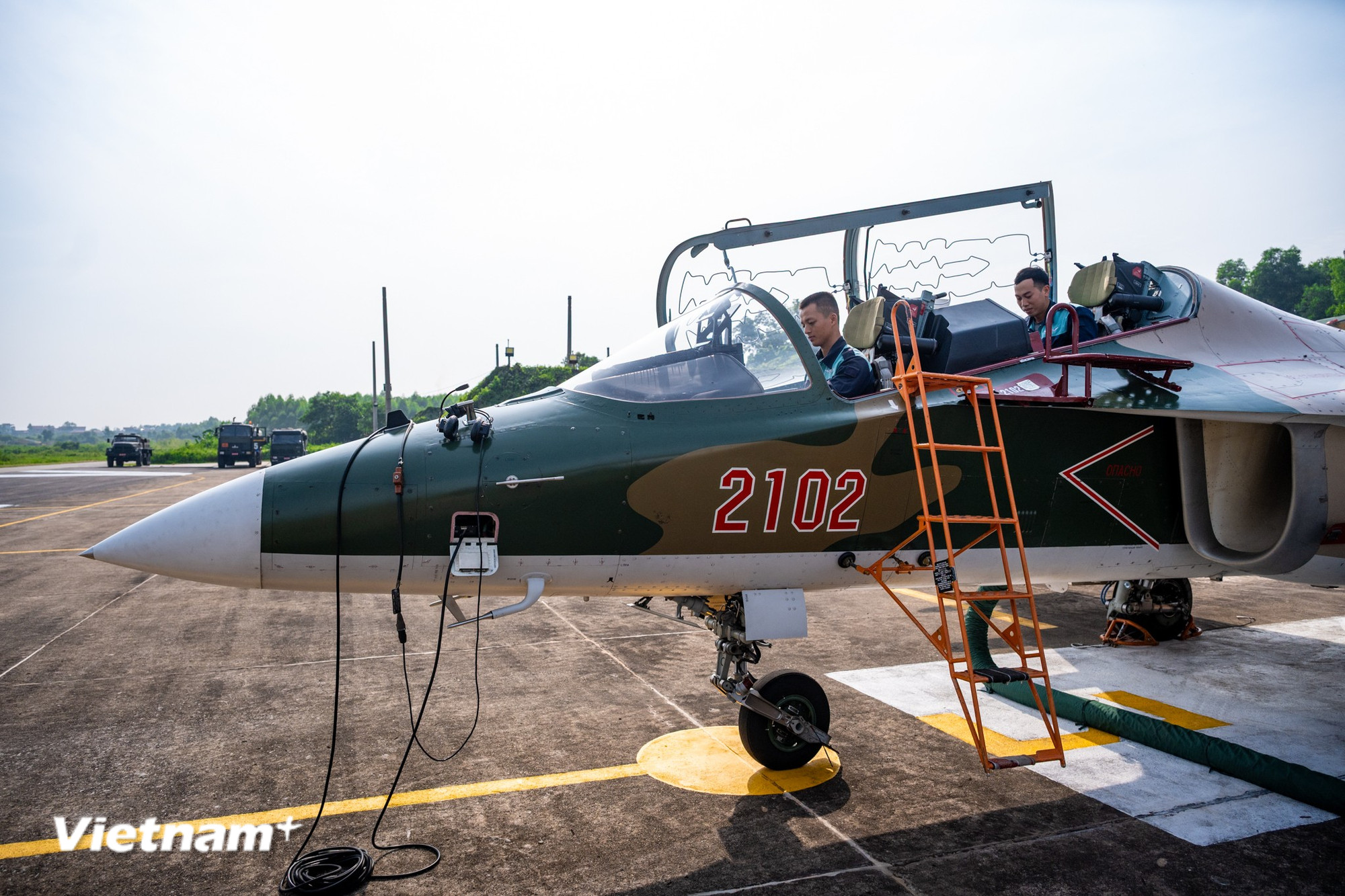 vnp-yak-130-43.jpg