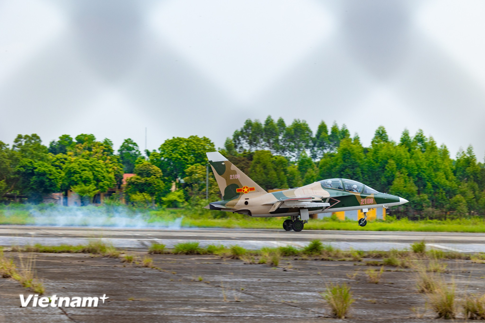 vnp-yak-130-21.jpg