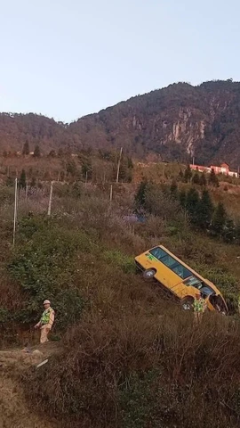 Hiện trường vụ tai nạn. (Nguồn: Facebook Ninh Bình 24h Online)