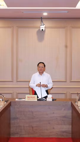 Hội nghị thông qua Báo cáo kết quả kiểm tra của Bộ Chính trị, Ban Bí thư đợt 2 với Ban Thường vụ Tỉnh uỷ Cao Bằng. (Ảnh: Phương Hoa/TTXVN)