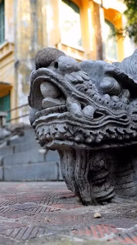 Bảo vật quốc gia Thành bậc Rồng đá thời Lê Trung Hưng