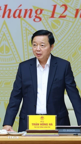 Phó Thủ tướng Trần Hồng Hà chủ trì phiên họp lần thứ 27 của Ban Chỉ đạo quốc gia chống khai thác hải sản bất hợp pháp, không báo cáo và không theo quy định (IUU). (Ảnh: Dương Giang/TTXVN)