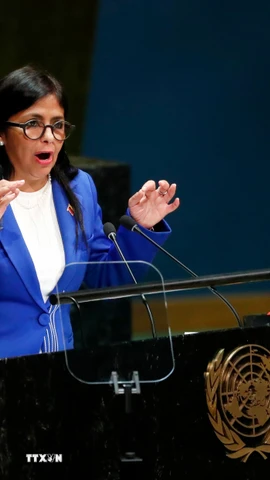 Tổng thống lâm thời Venezuela bất ngờ hủy chuyến công du nước ngoài đầu tiên
